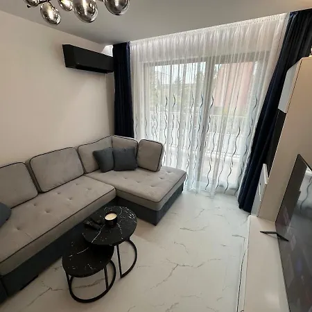 Yasen's Premium Luxury Sunny Apartment