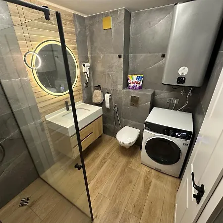 Yasen's Premium Luxury Sunny Apartment *